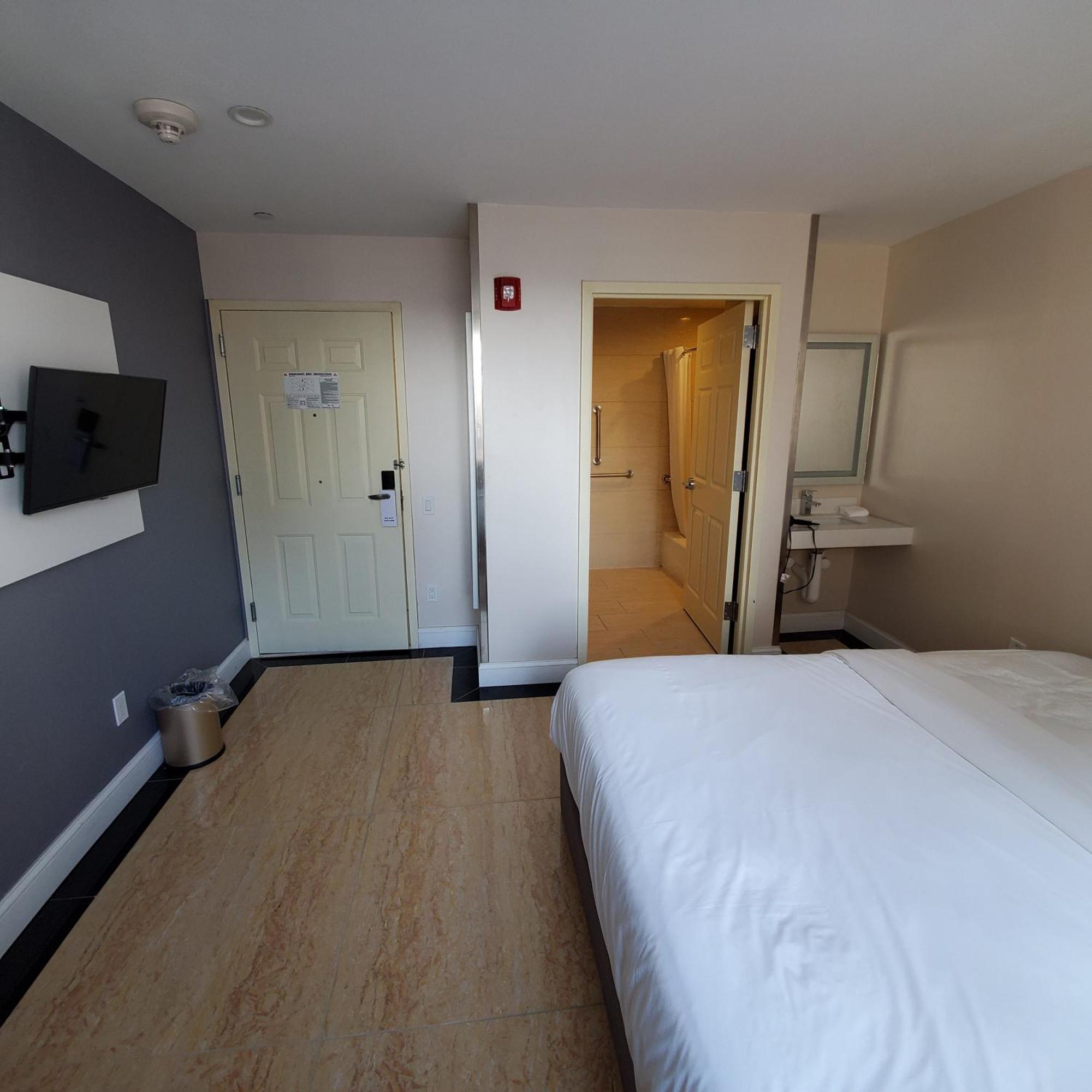 Mayfair Inn And Suites Nova Iorque Exterior foto